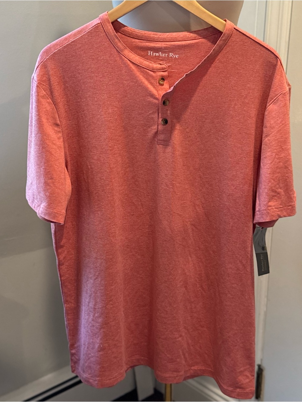 Hawker Rye Coral Heather Performance Henley | UPF 40 Recycled | Size Large NWT